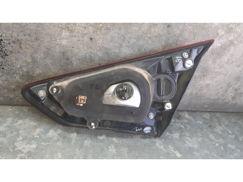 Recambio de piloto trasero izquierdo interior para nissan pulsar (c13) referencia OEM IAM 22618066  