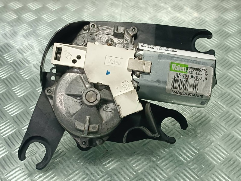 Recambio de motor limpia trasero para citroen c3 referencia OEM IAM 9683382380 VALEO CONECTOR 3 PINES