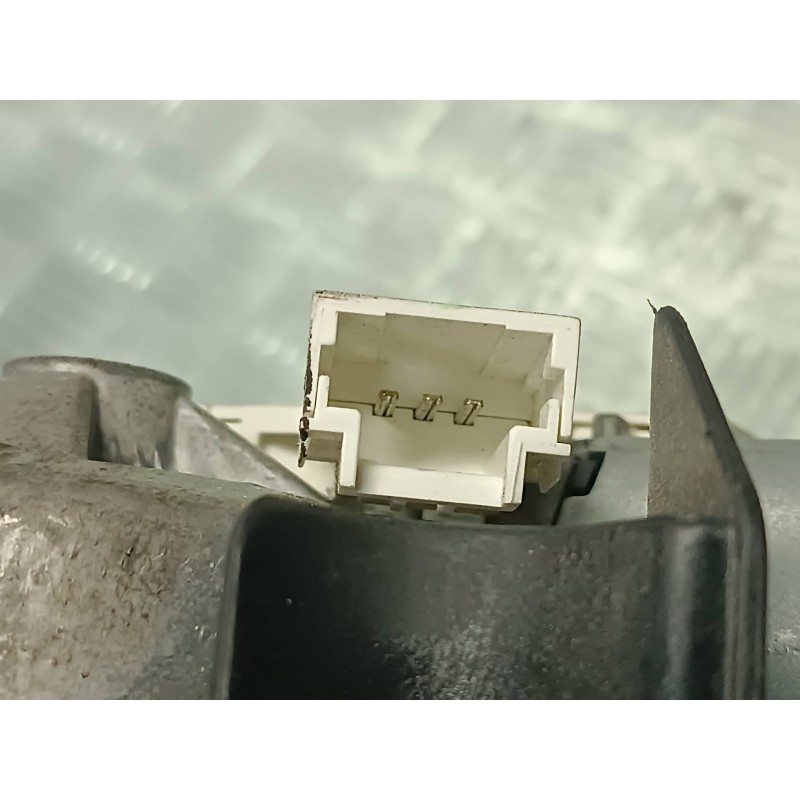 Recambio de motor limpia trasero para citroen c3 referencia OEM IAM 9683382380 VALEO CONECTOR 3 PINES
