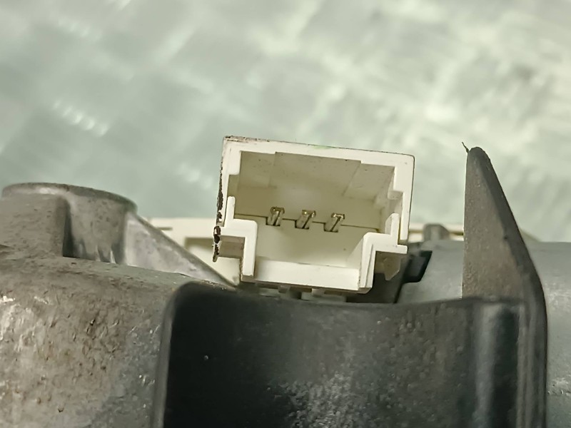 Recambio de motor limpia trasero para citroen c3 referencia OEM IAM 9683382380 VALEO CONECTOR 3 PINES