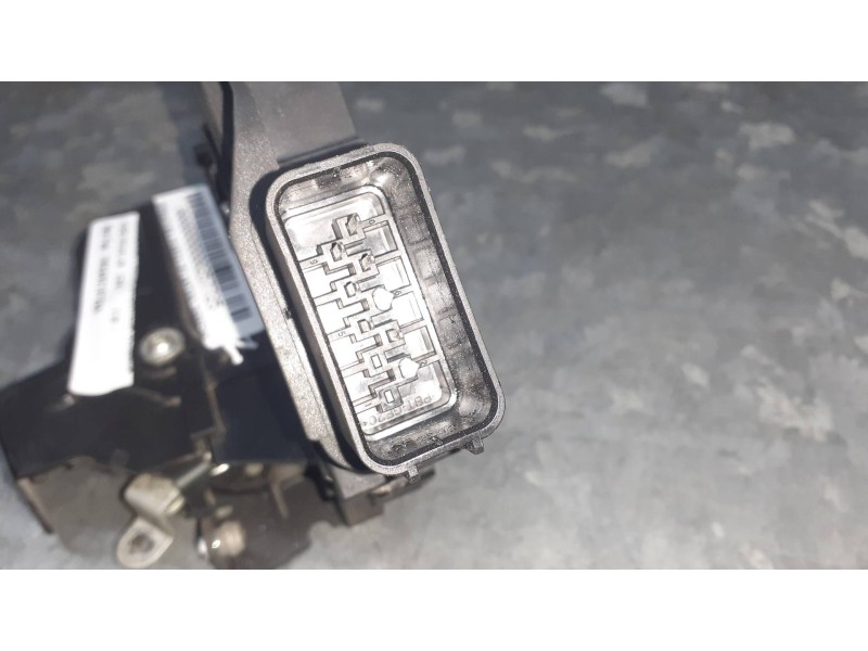 Recambio de cerradura puerta delantera derecha para ford focus lim. (cb4) referencia OEM IAM 7M5AR21812AA  6 PINES