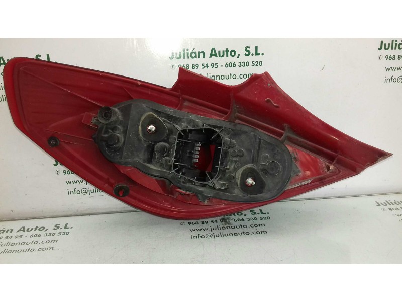 Recambio de piloto trasero derecho para opel corsa d ´´111 years´´ referencia OEM IAM 13186351 89038961A 