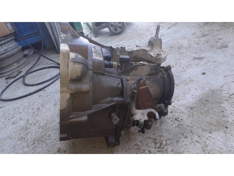 Recambio de caja cambios para ford fiesta (cbk) ambiente referencia OEM IAM 2N1R 2N1R7002NC 