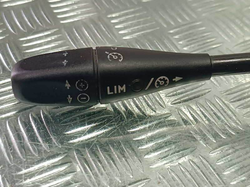 Recambio de mando volante para mercedes-benz clase s (w220) berlina referencia OEM IAM A2205450124  CONECTOR 8 PINES