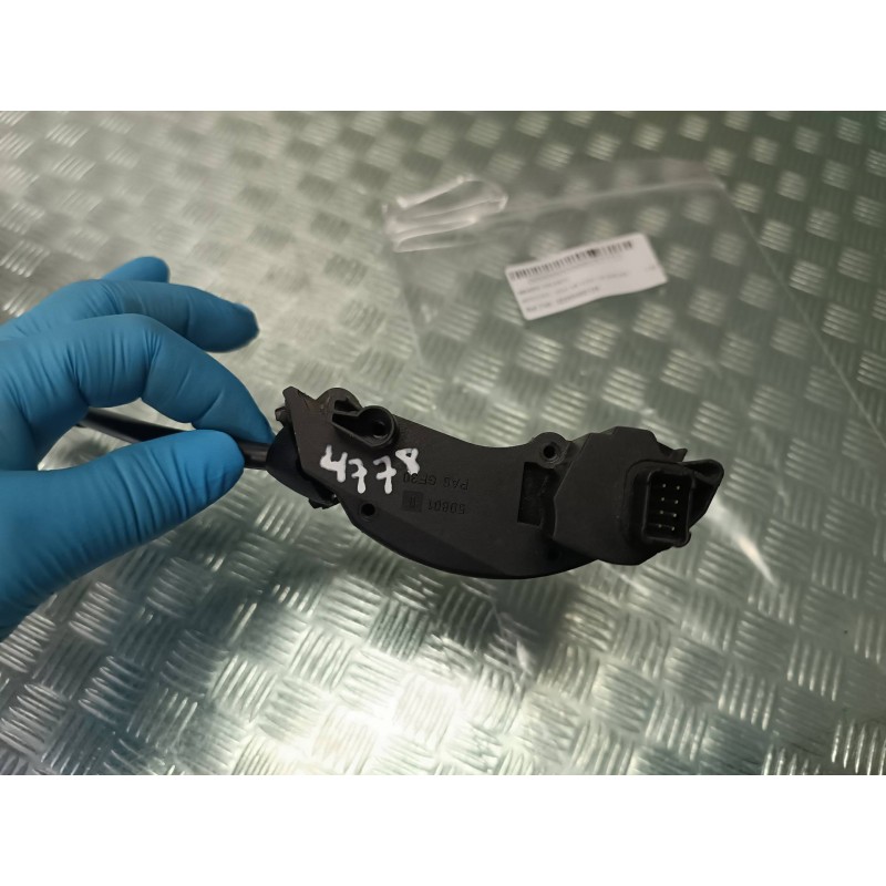 Recambio de mando volante para mercedes-benz clase s (w220) berlina referencia OEM IAM A2205450124  CONECTOR 8 PINES