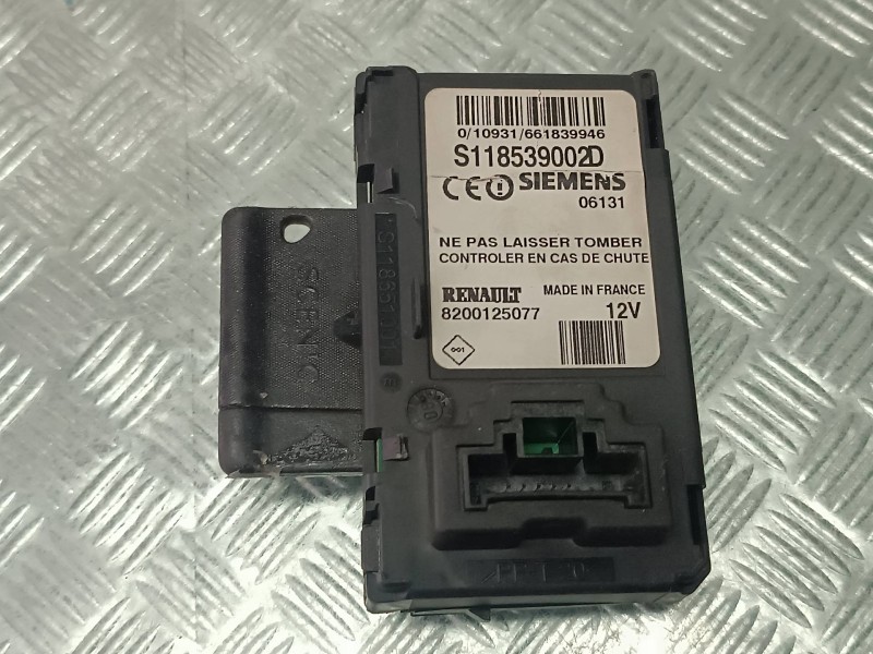 Recambio de conmutador de arranque para renault scenic ii referencia OEM IAM 8200125077 S118539002D SIEMENS