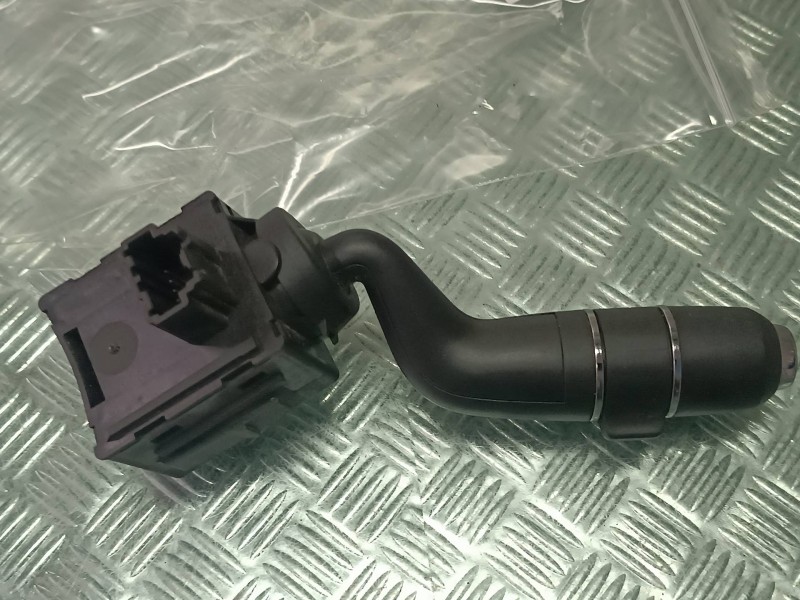 Recambio de mando limpia para jaguar xf referencia OEM IAM 8W8317A553  CONECTOR DE 5 PINES