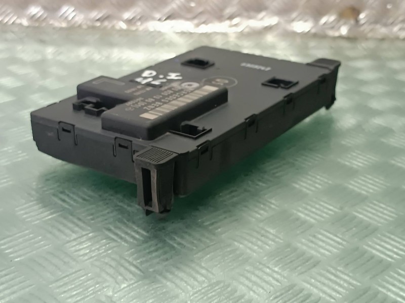 Recambio de modulo electronico para mercedes-benz clase c (w203) sportcoupe referencia OEM IAM 2038201385 351307 TEMIC