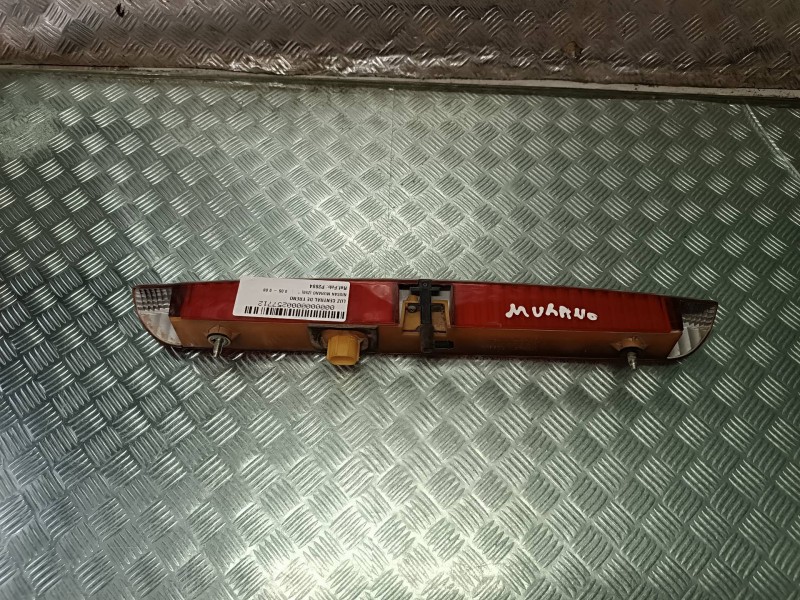 Recambio de luz central de freno para nissan murano (z50) referencia OEM IAM P2884  CONECTOR 2 PINES
