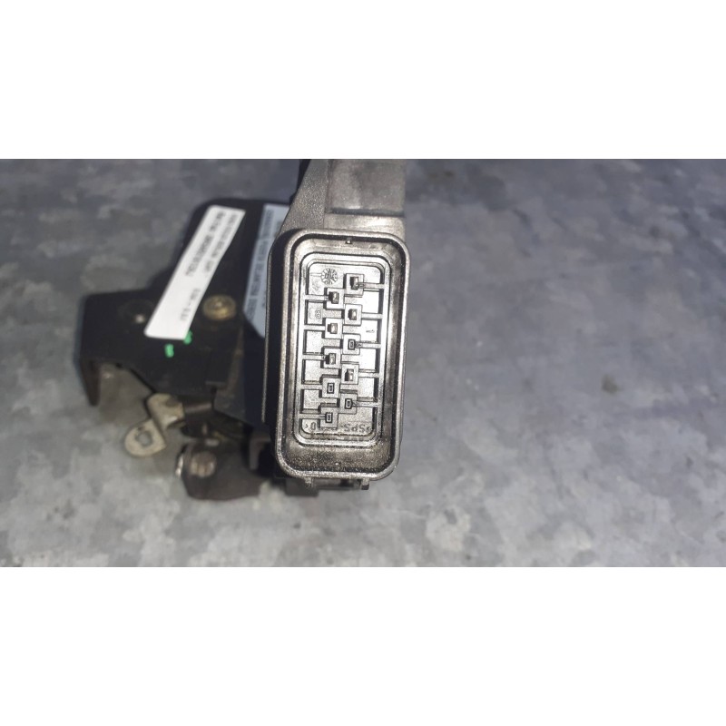 Recambio de cerradura puerta delantera derecha para ford focus berlina (cap) referencia OEM IAM 3M5AR21812AJ 240000108 6 PINES