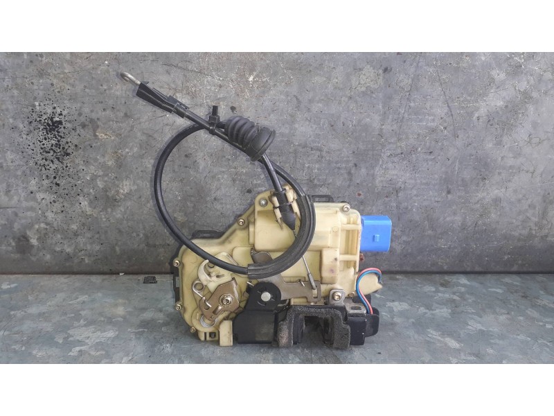 Recambio de cerradura puerta delantera izquierda para volkswagen polo (9n1) referencia OEM IAM 15AMC3B1837015AM 991990101 8 PINE