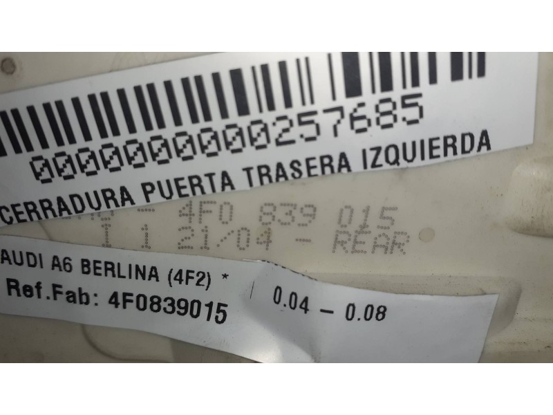 Recambio de cerradura puerta trasera izquierda para audi a6 berlina (4f2) referencia OEM IAM 4F0839015  8 PINES