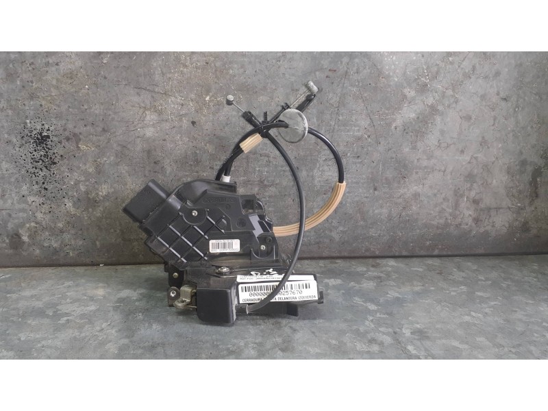 Recambio de cerradura puerta delantera izquierda para ford focus lim. (cb4) referencia OEM IAM 3M5AR21813ET  FOMOCO