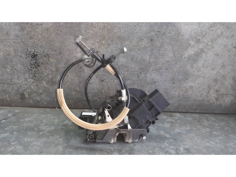 Recambio de cerradura puerta delantera izquierda para ford focus lim. (cb4) referencia OEM IAM 3M5AR21813ET  FOMOCO