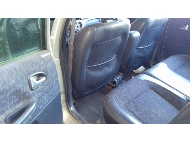 renault megane i fase 2 berlina (ba0) del año 2002