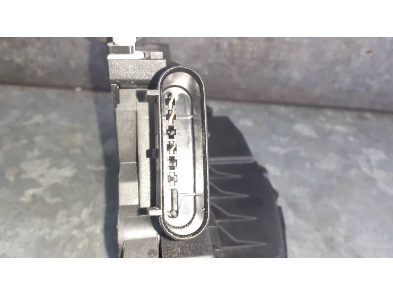Recambio de cerradura puerta trasera izquierda para ford focus lim. (cb8) referencia OEM IAM BM5AA26413AC 921765102 4 PINES