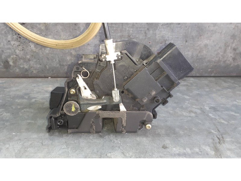 Recambio de cerradura puerta delantera izquierda para ford focus berlina (cap) referencia OEM IAM 3M5AR21813EP  6 PINES