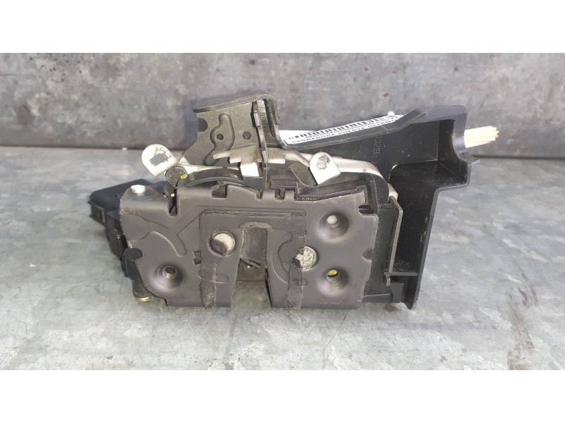 Recambio de cerradura puerta delantera izquierda para ford focus berlina (cap) referencia OEM IAM 3M5AR21813EP  6 PINES