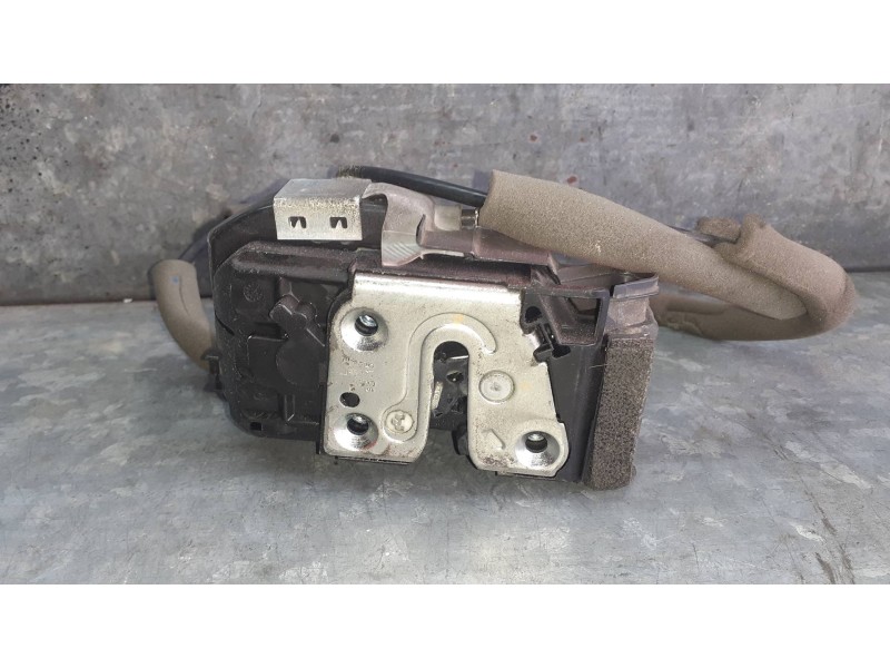 Recambio de cerradura puerta trasera izquierda para nissan pulsar (c13) referencia OEM IAM   3 PINES