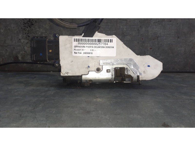 Recambio de cerradura puerta delantera derecha para peugeot 207 referencia OEM IAM 24099816 24097816 6 PINES