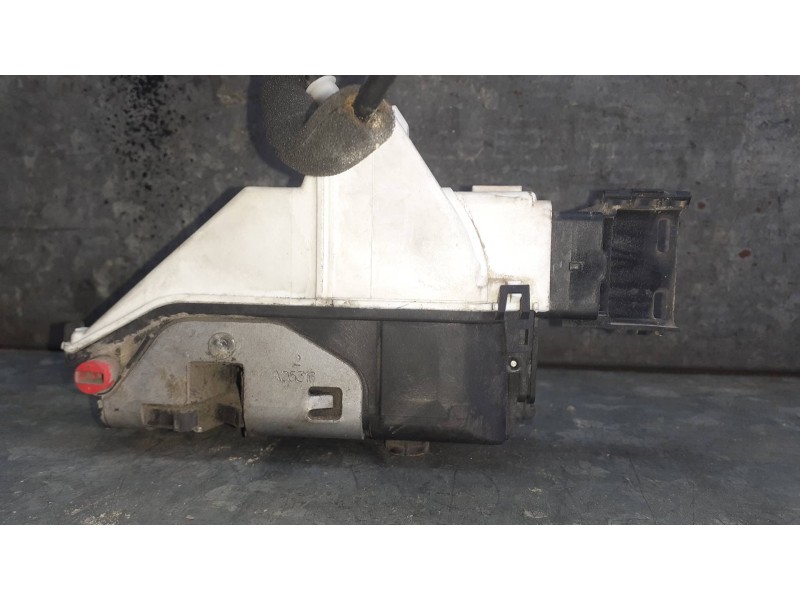 Recambio de cerradura puerta trasera izquierda para citroen c3 referencia OEM IAM PSA006248 A04994 6 PINES