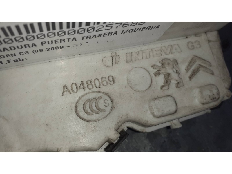 Recambio de cerradura puerta trasera izquierda para citroen c3 referencia OEM IAM PSA006248 A04994 6 PINES