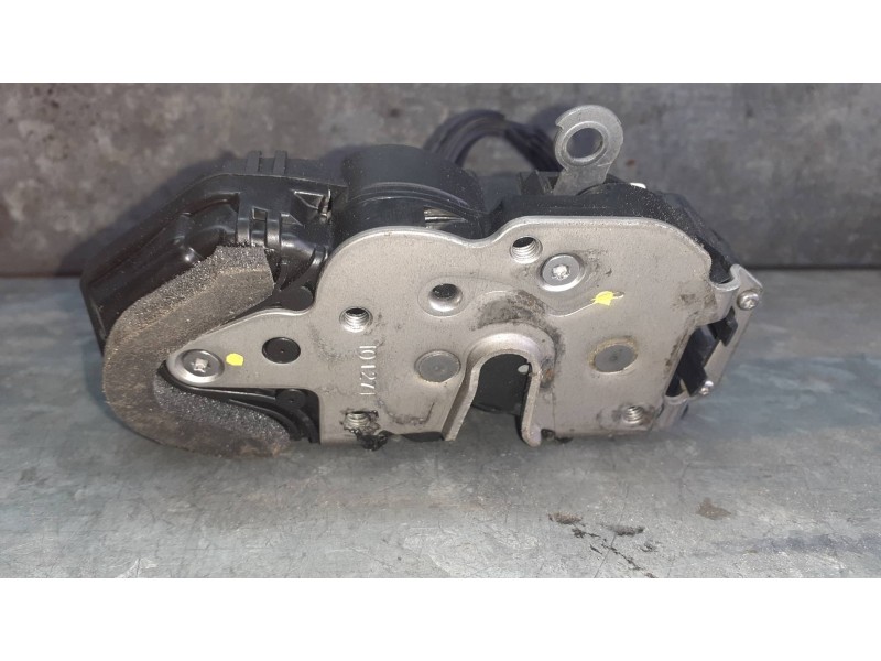 Recambio de cerradura puerta trasera derecha para opel insignia berlina referencia OEM IAM   6 PINES