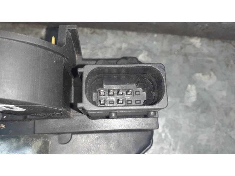 Recambio de cerradura puerta delantera izquierda para opel insignia berlina referencia OEM IAM 3023881LH1  6 PINES