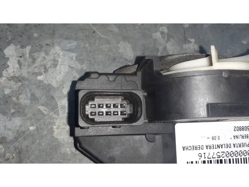 Recambio de cerradura puerta delantera derecha para opel insignia berlina referencia OEM IAM 13508802  6 PINES