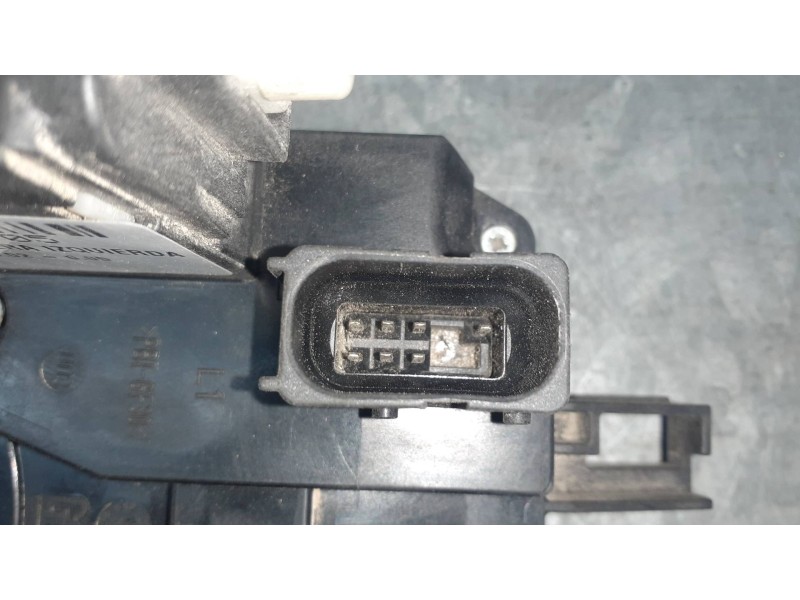 Recambio de cerradura puerta delantera izquierda para opel vectra c berlina referencia OEM IAM 24447340  7 PINES