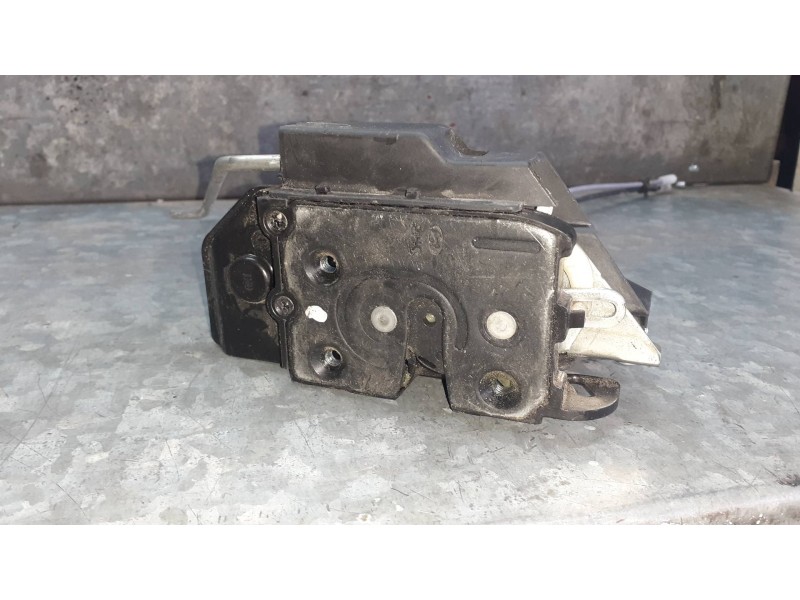 Recambio de cerradura puerta delantera derecha para hyundai i10 referencia OEM IAM   5 PINES