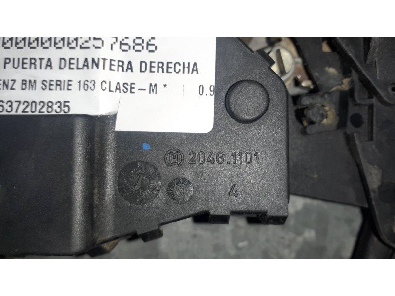 Recambio de cerradura puerta delantera derecha para mercedes-benz clase m (w163) referencia OEM IAM A1637202835  5 PINES