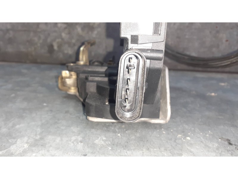 Recambio de cerradura puerta delantera derecha para mercedes-benz clase m (w163) referencia OEM IAM A1637202835  5 PINES