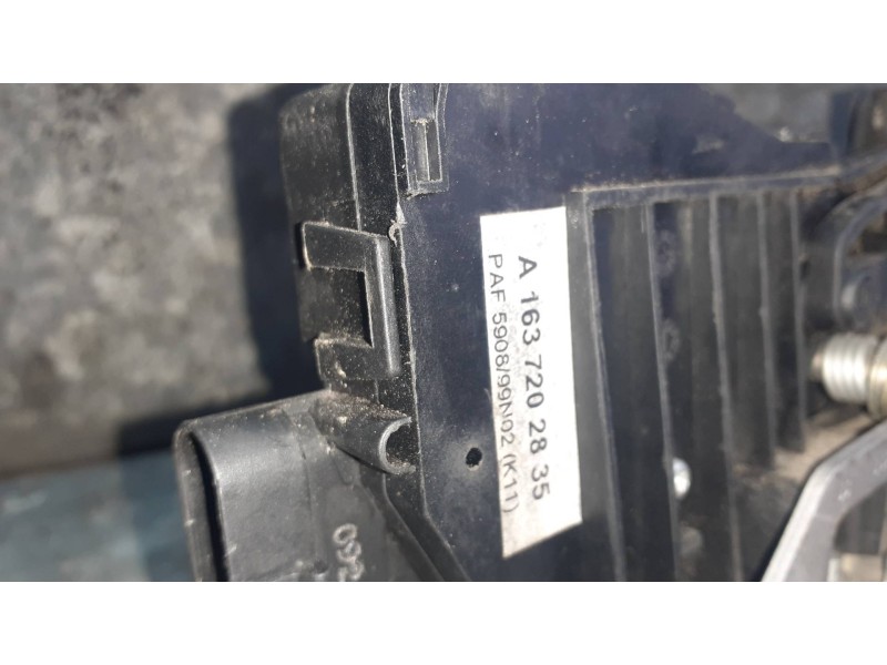 Recambio de cerradura puerta delantera derecha para mercedes-benz clase m (w163) referencia OEM IAM A1637202835  5 PINES