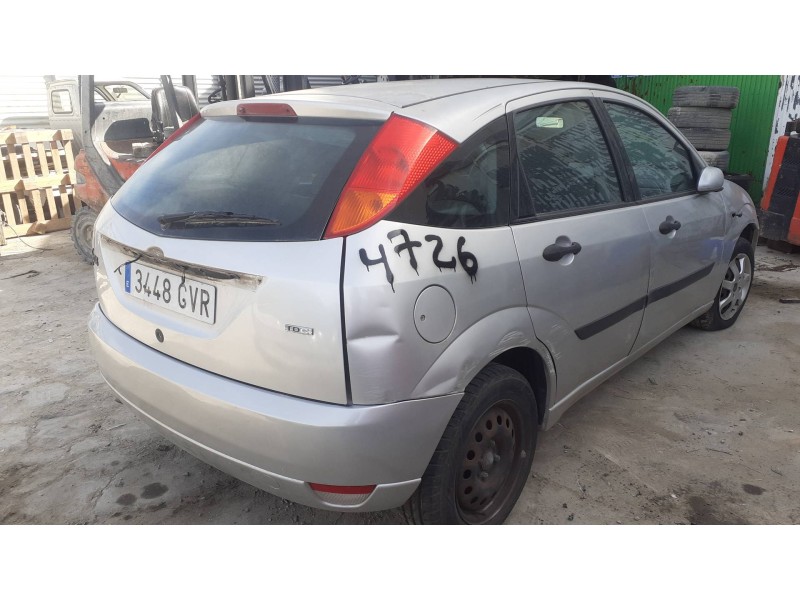 ford focus berlina (cak) del año 2004