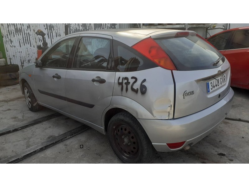 ford focus berlina (cak) del año 2004