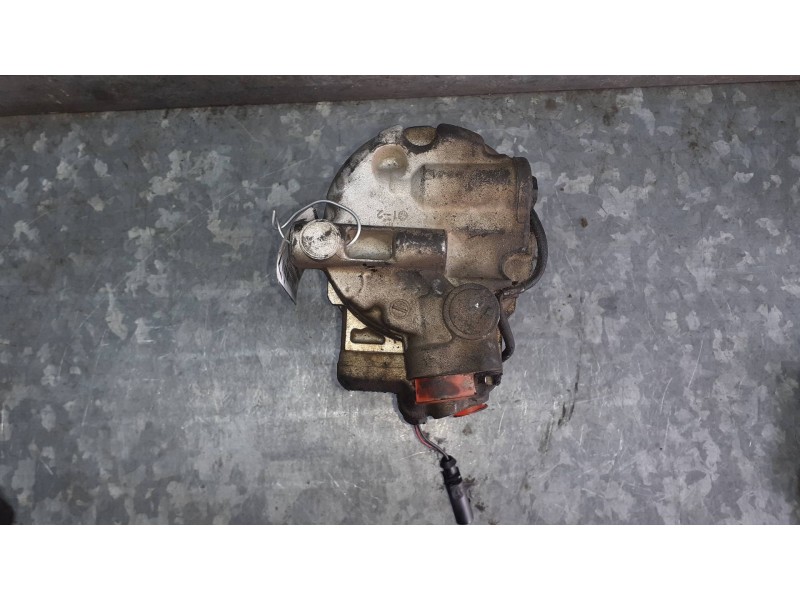 Recambio de compresor aire acondicionado para audi a6 berlina (4f2) referencia OEM IAM 4F0260805G GE4471807724 6SEA14C