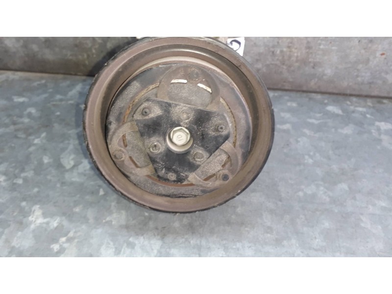 Recambio de compresor aire acondicionado para nissan note (e11e) referencia OEM IAM 690054897  VALEO