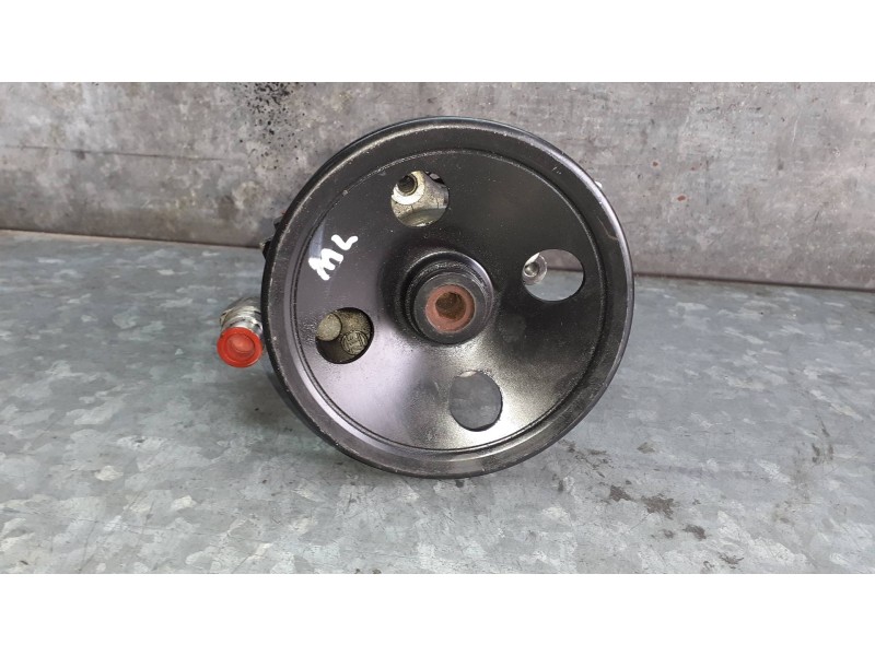 Recambio de bomba servodireccion para mercedes-benz clase m (w163) referencia OEM IAM A0024668201  7692955509