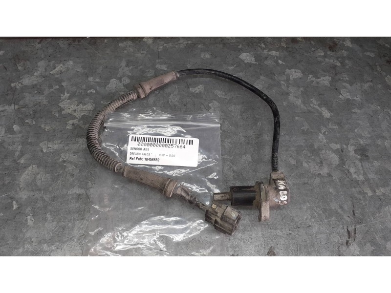 Recambio de sensor abs para daewoo kalos referencia OEM IAM 10456682  
