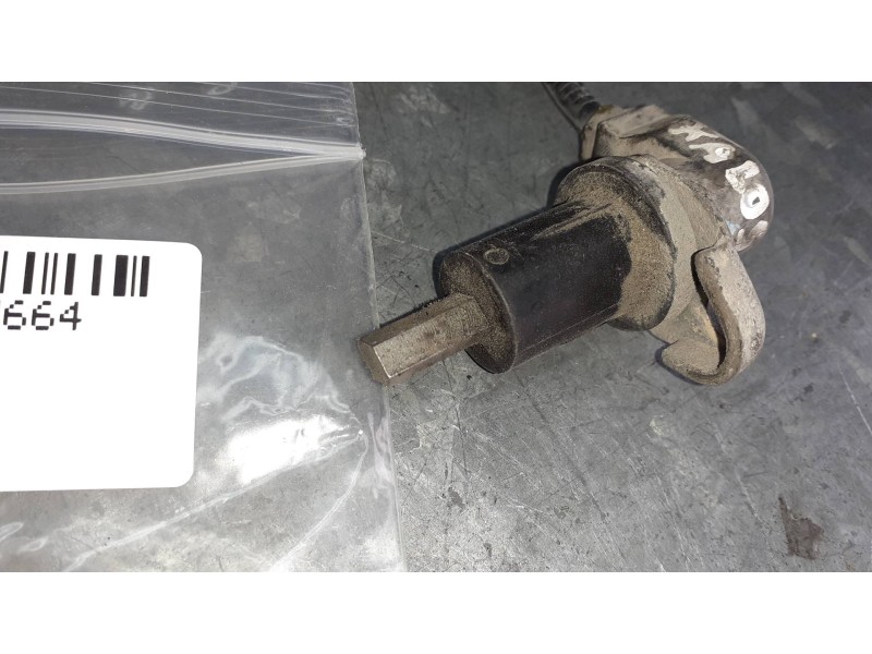 Recambio de sensor abs para daewoo kalos referencia OEM IAM 10456682  