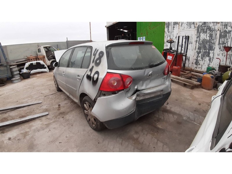 volkswagen golf v berlina (1k1) del año 2005