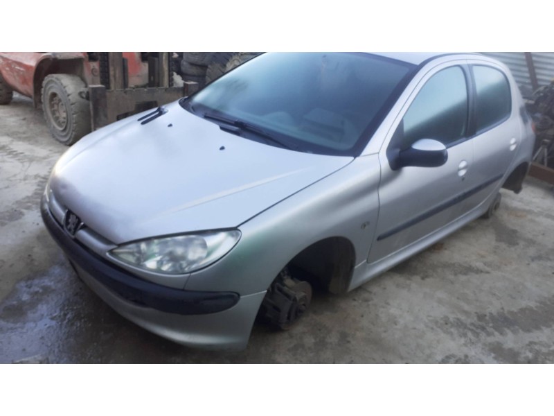 peugeot 206 berlina del año 2005
