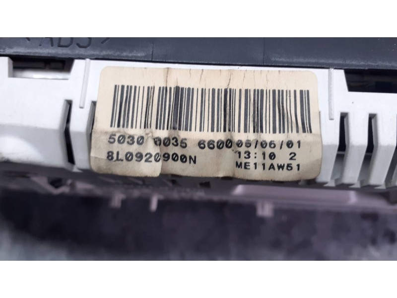 Recambio de cuadro instrumentos para audi a3 (8l) referencia OEM IAM 8L0920900N ME11AW51 