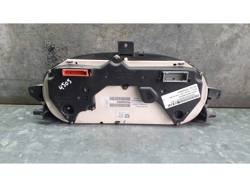 Recambio de cuadro instrumentos para renault megane i fase 2 berlina (ba0) referencia OEM IAM P8200066929 216448224 SAGEM