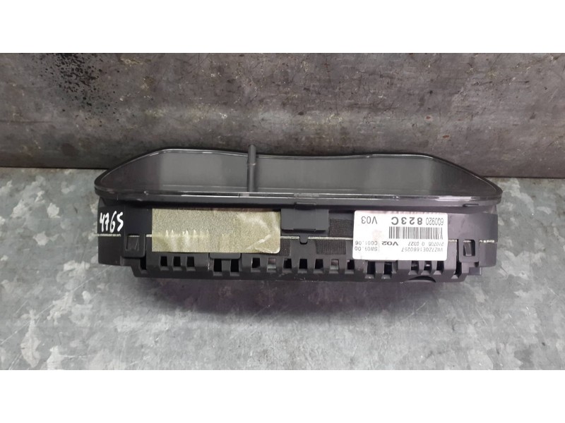 Recambio de cuadro instrumentos para volkswagen polo (9n1) referencia OEM IAM 6Q0920823C 6Q0920823CV03 VDO
