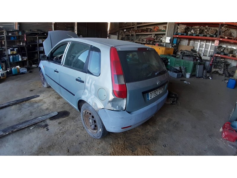 ford fiesta (cbk) del año 2004