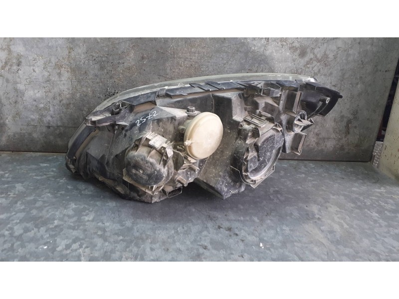 Recambio de faro derecho para mercedes-benz clase b (w245) referencia OEM IAM A1698207861 0301247202 197510600