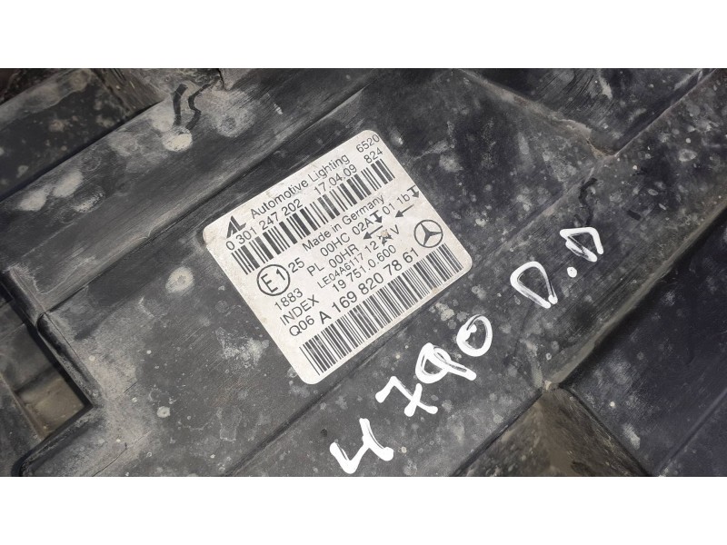 Recambio de faro derecho para mercedes-benz clase b (w245) referencia OEM IAM A1698207861 0301247202 197510600