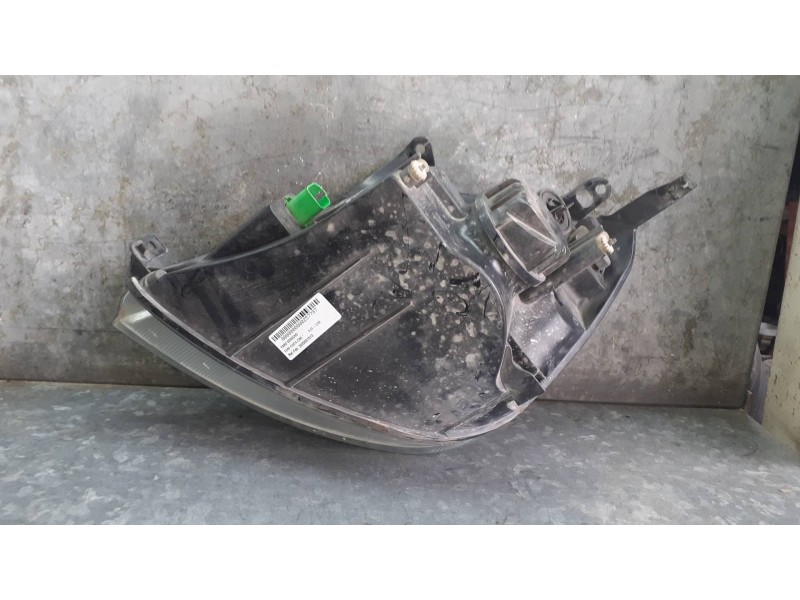 Recambio de faro derecho para ford fiesta (cbk) referencia OEM IAM 2020001013  